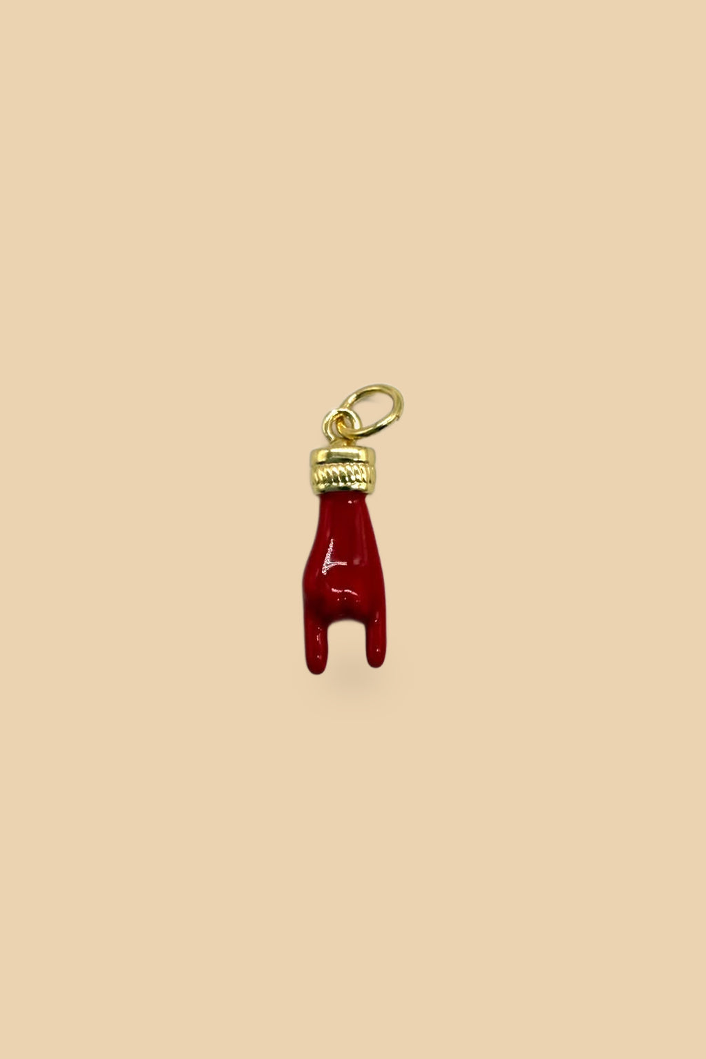 Charm 6548 Mano cornuta rossa