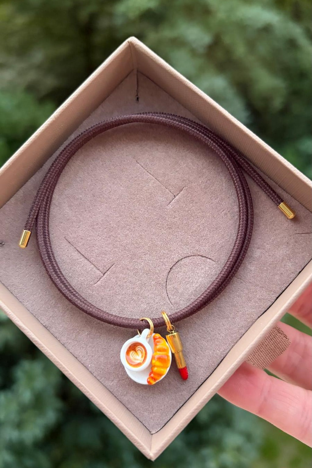 Collana 6548 Ready to Wear “Cappuccino e rossetto”